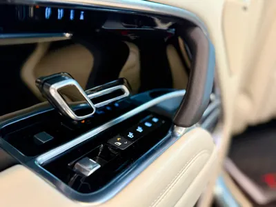 2023 لاند روفر رينج روفر اتش اس اي