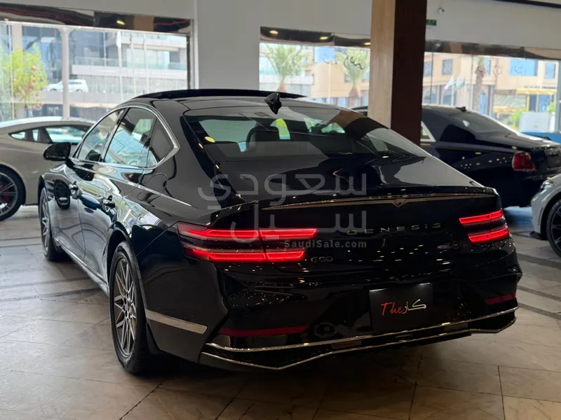 2025 جينيسيس جي 80