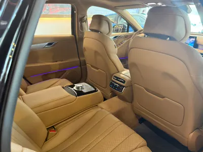 2025 جينيسيس جي 80