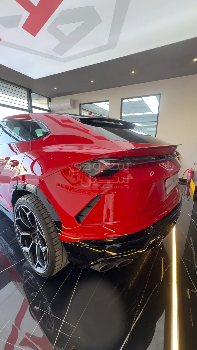 2019 لمبرجيني اوروس اس