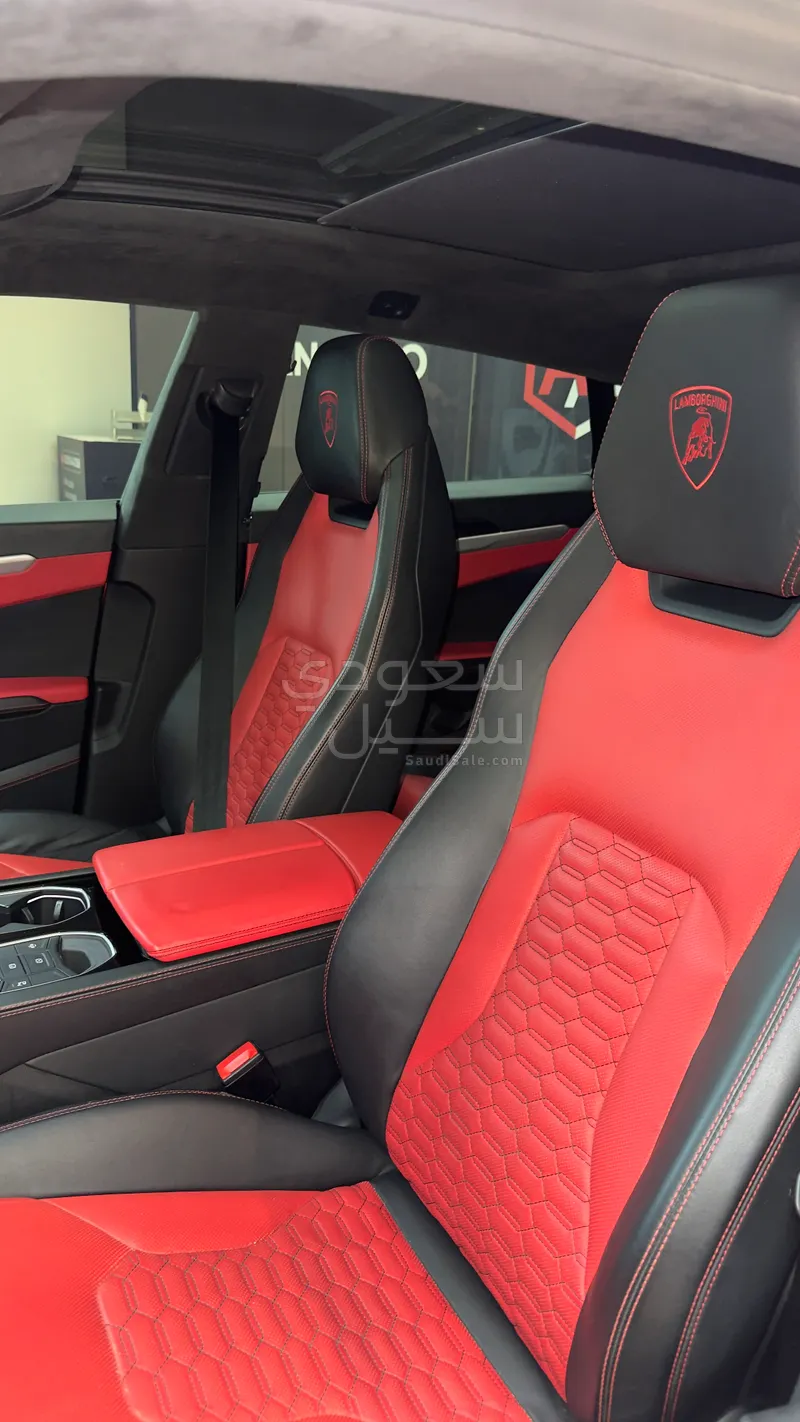 2019 لمبرجيني اوروس اس