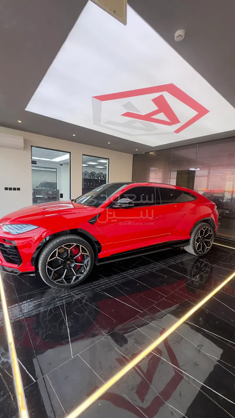 2019 لمبرجيني اوروس اس