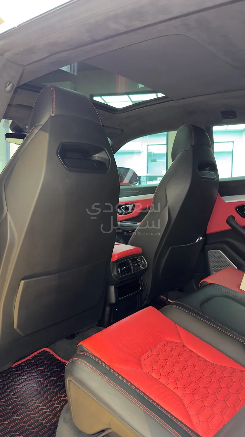 2019 لمبرجيني اوروس اس