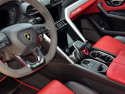 2019 لمبرجيني اوروس اس