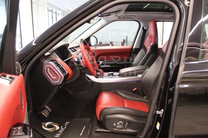 2021 لاند روفر رينج روفر سبورت اس في ار