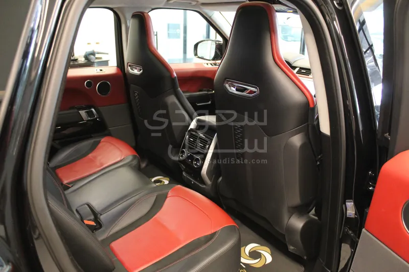 2021 لاند روفر رينج روفر سبورت اس في ار