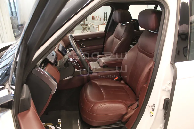 2022 لاند روفر رينج روفر اوتوبيوغرافي