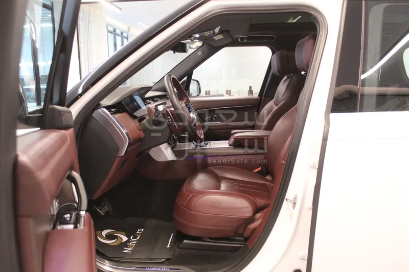 2022 لاند روفر رينج روفر اوتوبيوغرافي