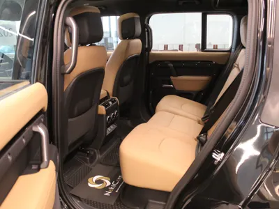 2026 لاند روفر ديفيندر 110