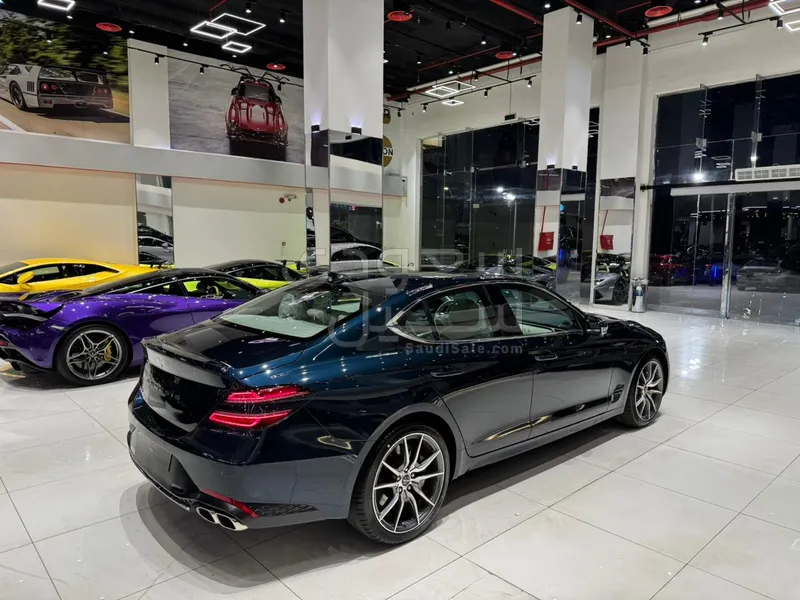 2025 جينيسيس جي 70