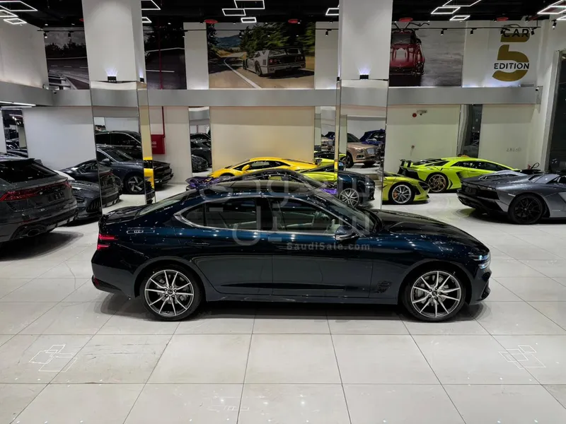 2025 جينيسيس جي 70