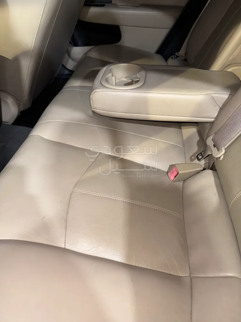 2012 كرايسلر 200 سي ليمتد