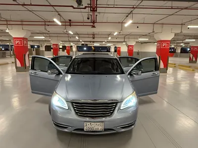 2012 كرايسلر 200 سي ليمتد