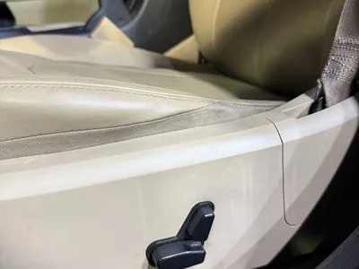 2012 كرايسلر 200 سي ليمتد