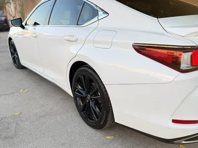 2023 لكزس إي إس 350 اف سبورت