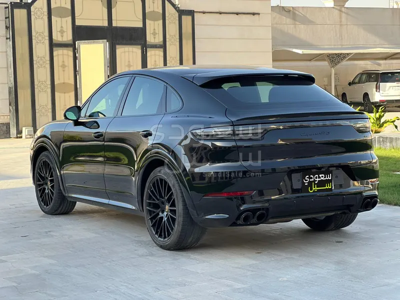 2022 بورش كايين جي تي اس