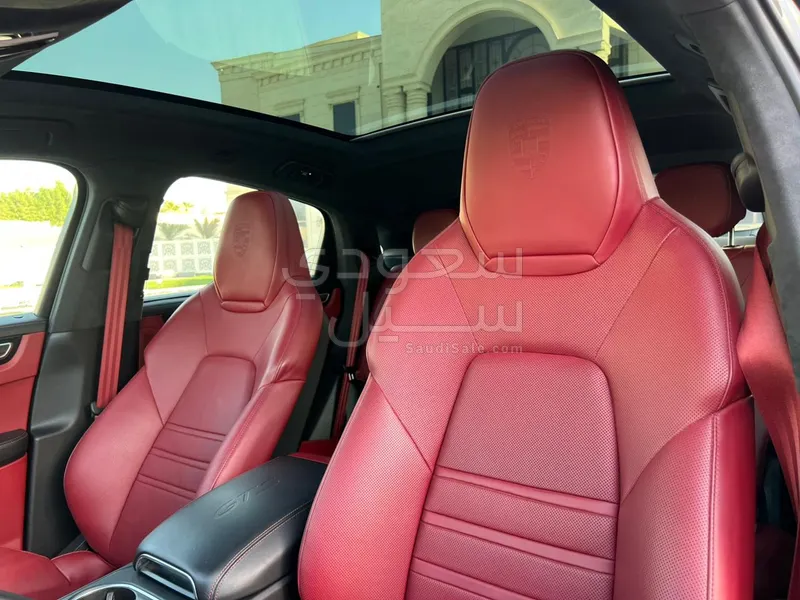 2022 بورش كايين جي تي اس