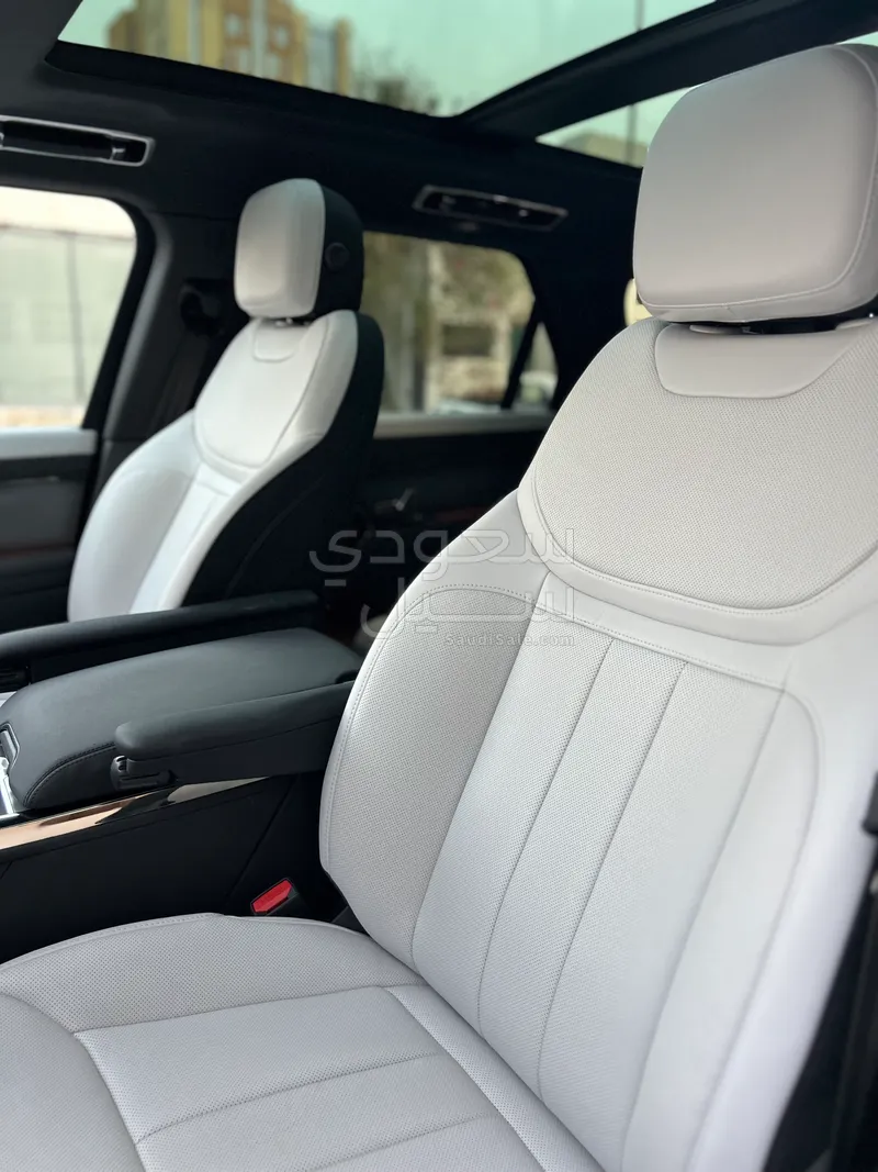 2023 لاند روفر رينج روفر سبورت اس اي