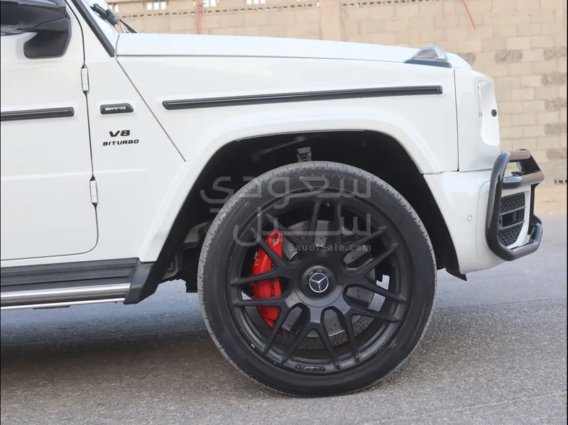 2024 مرسيدس - بنز جي 63 أي إم جي