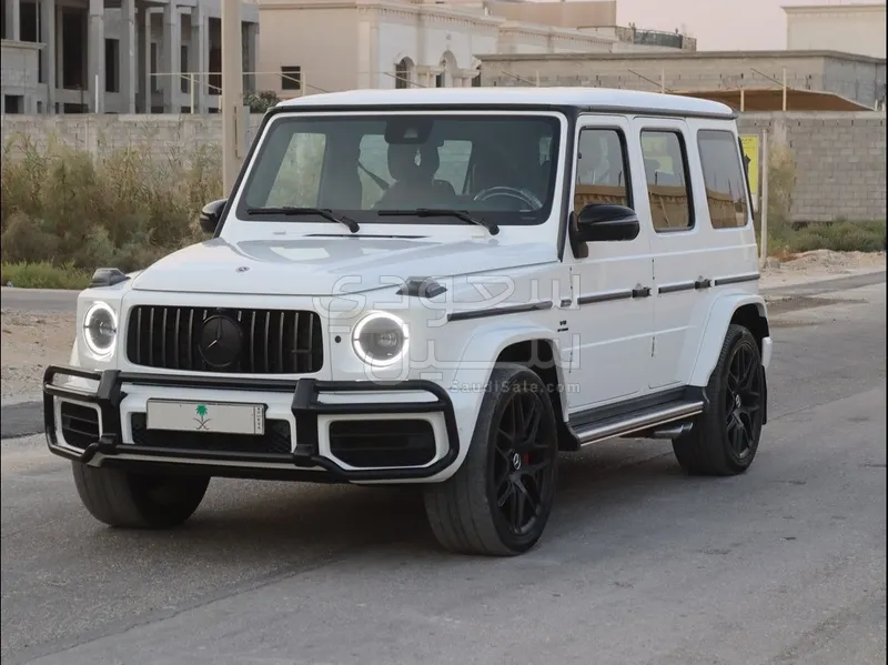 2024 مرسيدس - بنز جي 63 أي إم جي