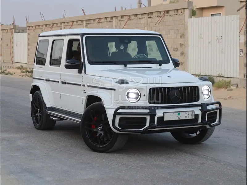 2024 مرسيدس - بنز جي 63 أي إم جي