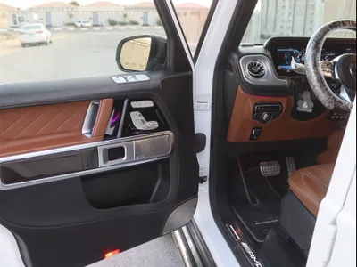 2024 مرسيدس - بنز جي 63 أي إم جي