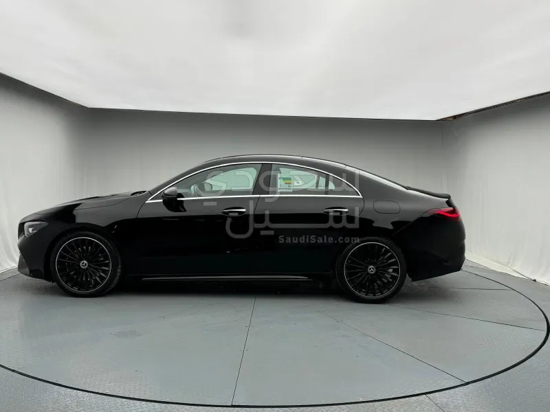 2025 مرسيدس - بنز سي إل أي 200