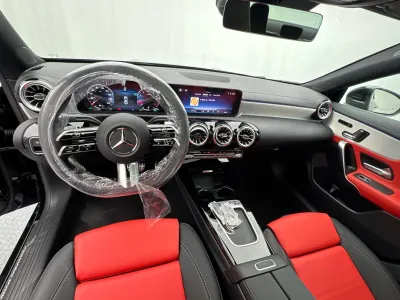 2025 مرسيدس - بنز سي إل أي 200