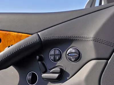 2004 مرسيدس - بنز إس إل 600