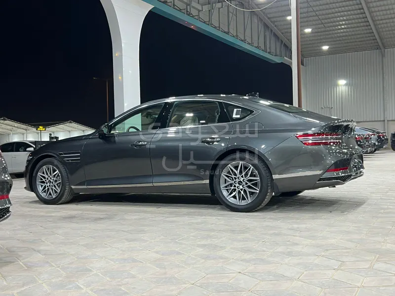 2026 جينيسيس جي 80