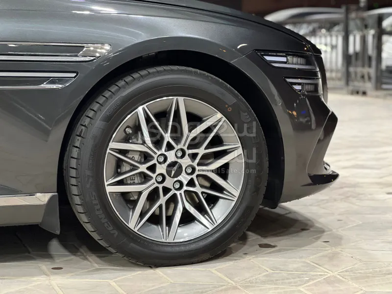 2026 جينيسيس جي 80