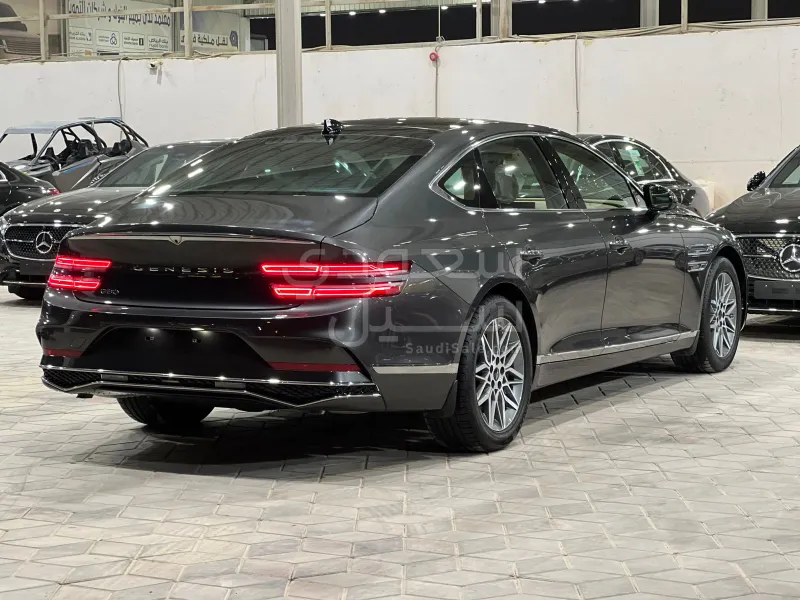 2026 جينيسيس جي 80