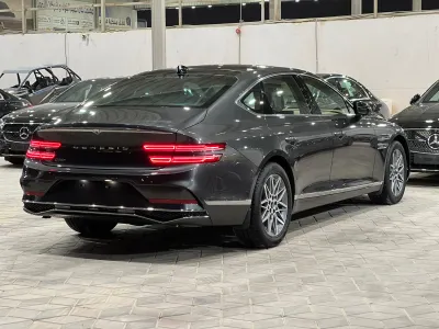 2026 جينيسيس جي 80