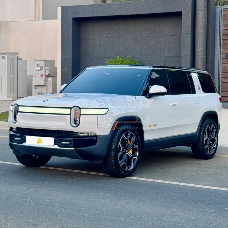 2023 ريفيان أر 1 إس