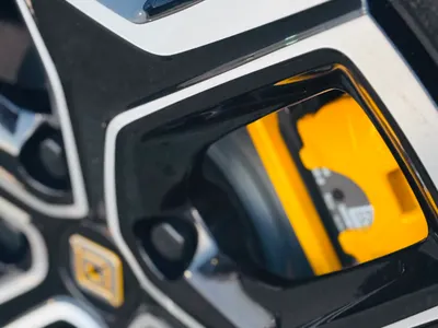 2023 ريفيان أر 1 إس