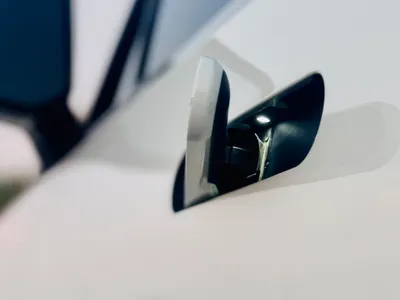 2023 ريفيان أر 1 إس