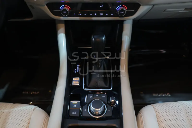 2025 مازدا مازدا 6