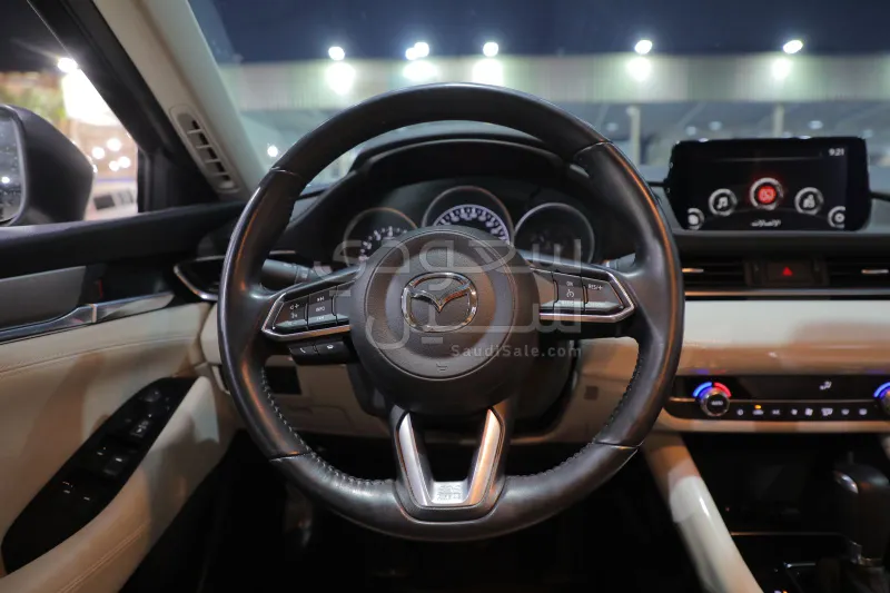 2025 مازدا مازدا 6