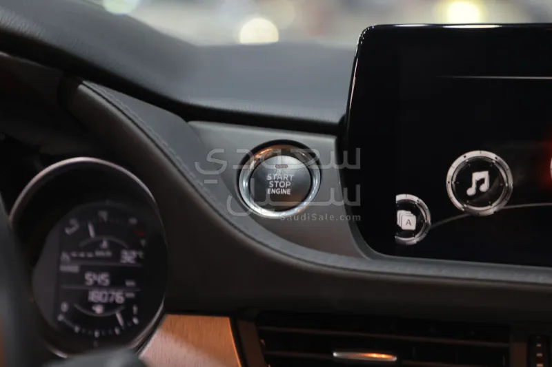 2025 مازدا مازدا 6