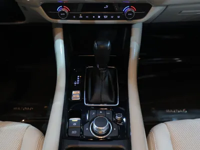 2025 مازدا مازدا 6