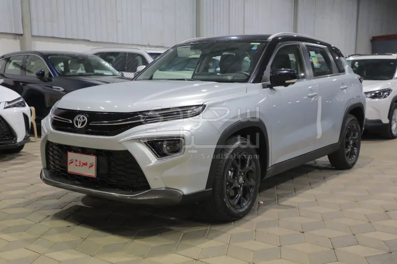 2025 تويوتا اوربان كروزر جي ال اكس