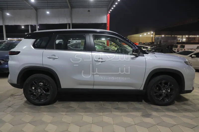 2025 تويوتا اوربان كروزر جي ال اكس