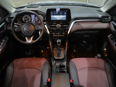 2025 تويوتا اوربان كروزر جي ال اكس