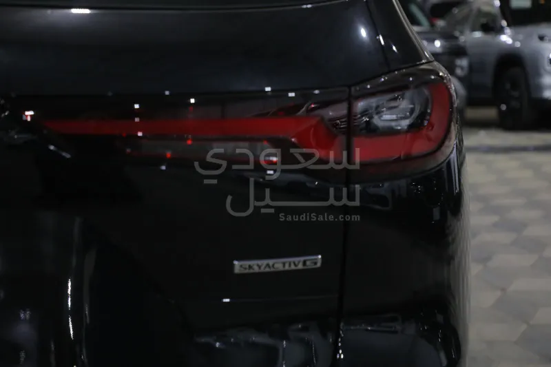 2025 مازدا سي اكس 60