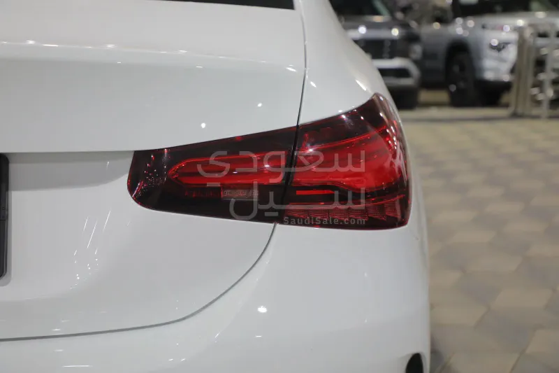 2026 مرسيدس - بنز أي 200