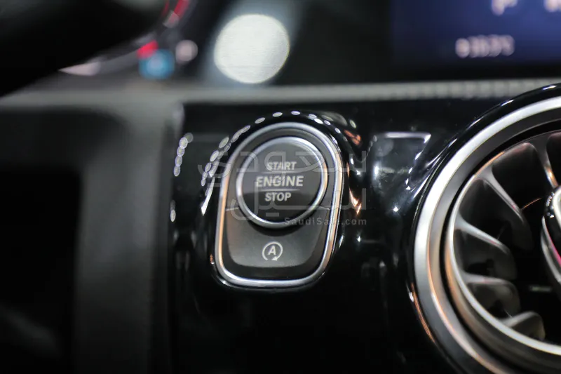 2026 مرسيدس - بنز أي 200