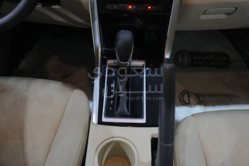 2024 متسوبيشي اكسباندر كروس