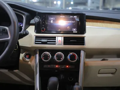 2024 متسوبيشي اكسباندر كروس