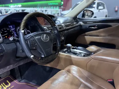 2013 لكزس إل إس 460 إل