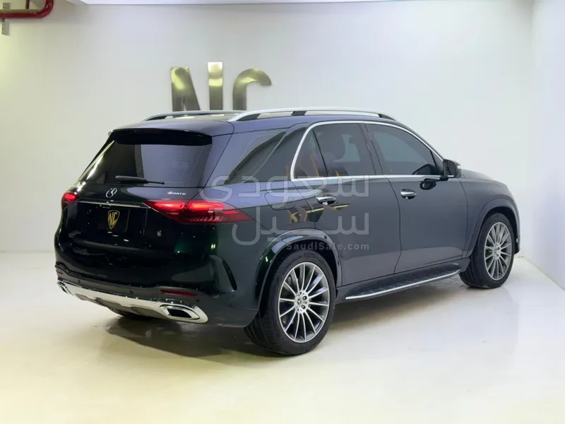 2025 مرسيدس - بنز جي إل إي 450